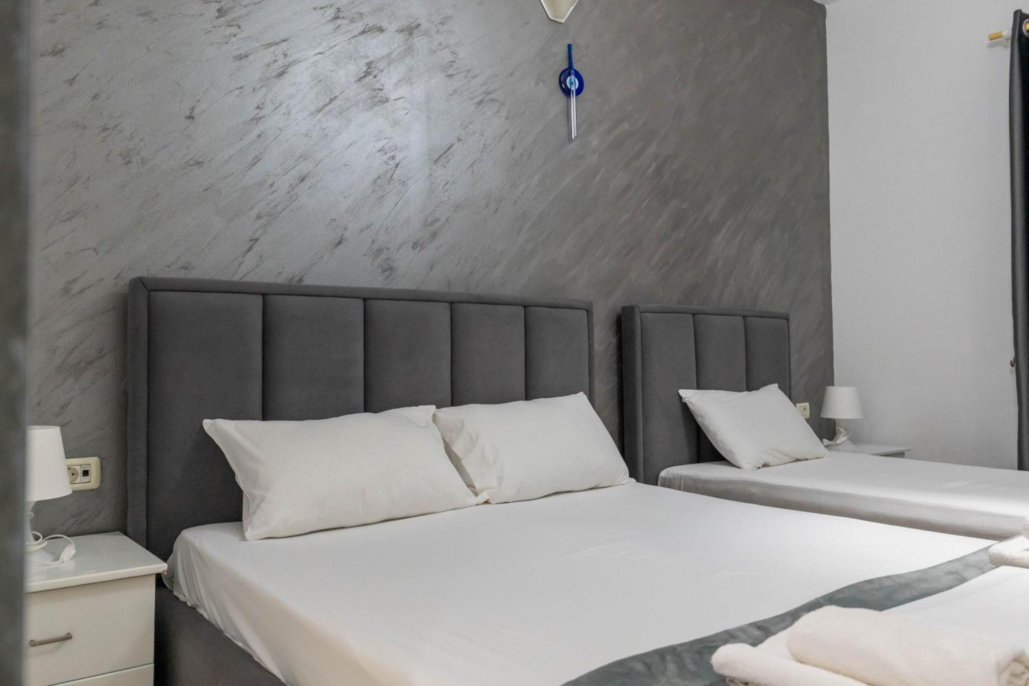 Hotel Two Mermaids Ksamil Exterior foto